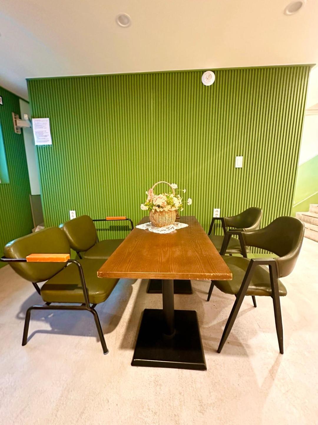 R Guesthouse Jongmyo Σεούλ Εξωτερικό φωτογραφία